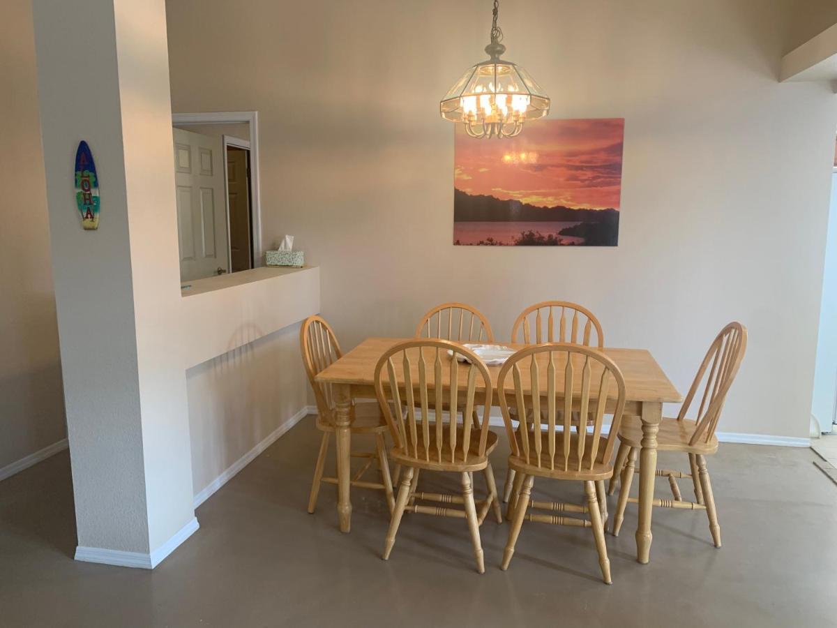 Desert Getaway - Centrally Located, Trail Access Steps Away! Lake Havasu City Bagian luar foto