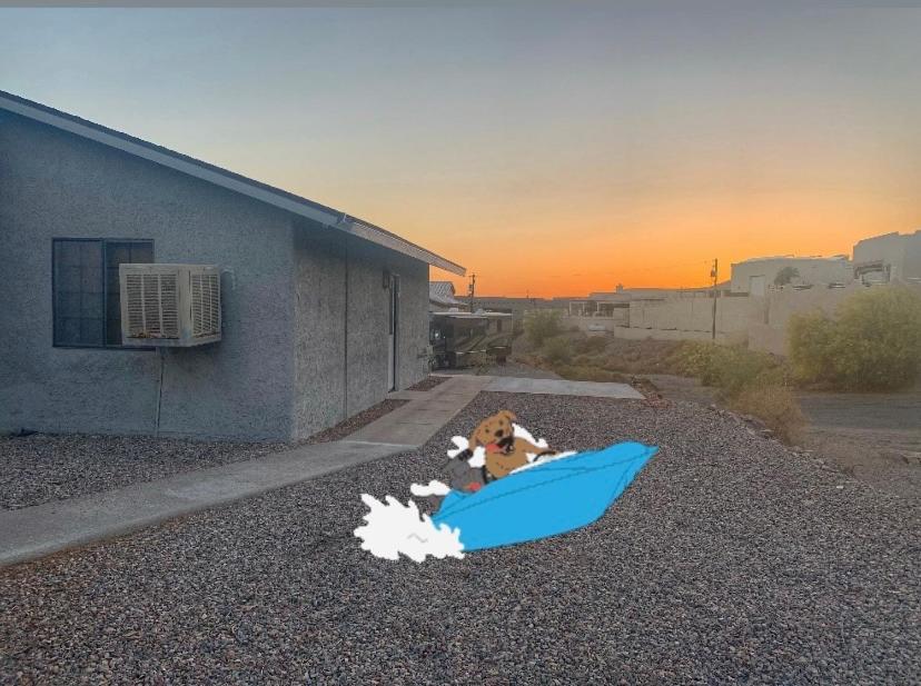 Desert Getaway - Centrally Located, Trail Access Steps Away! Lake Havasu City Bagian luar foto